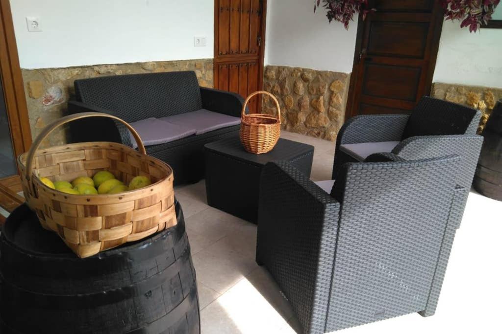 El Llagar - Sagasta Rural Oviedo Guest House Luaran gambar